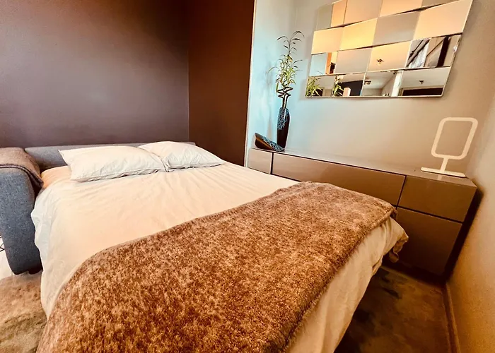 Stylish Duplex Very Near Disneyland Paris With Parking 2-8 Guests